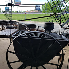 FUEGOS HIERROS Y ALGO MAS